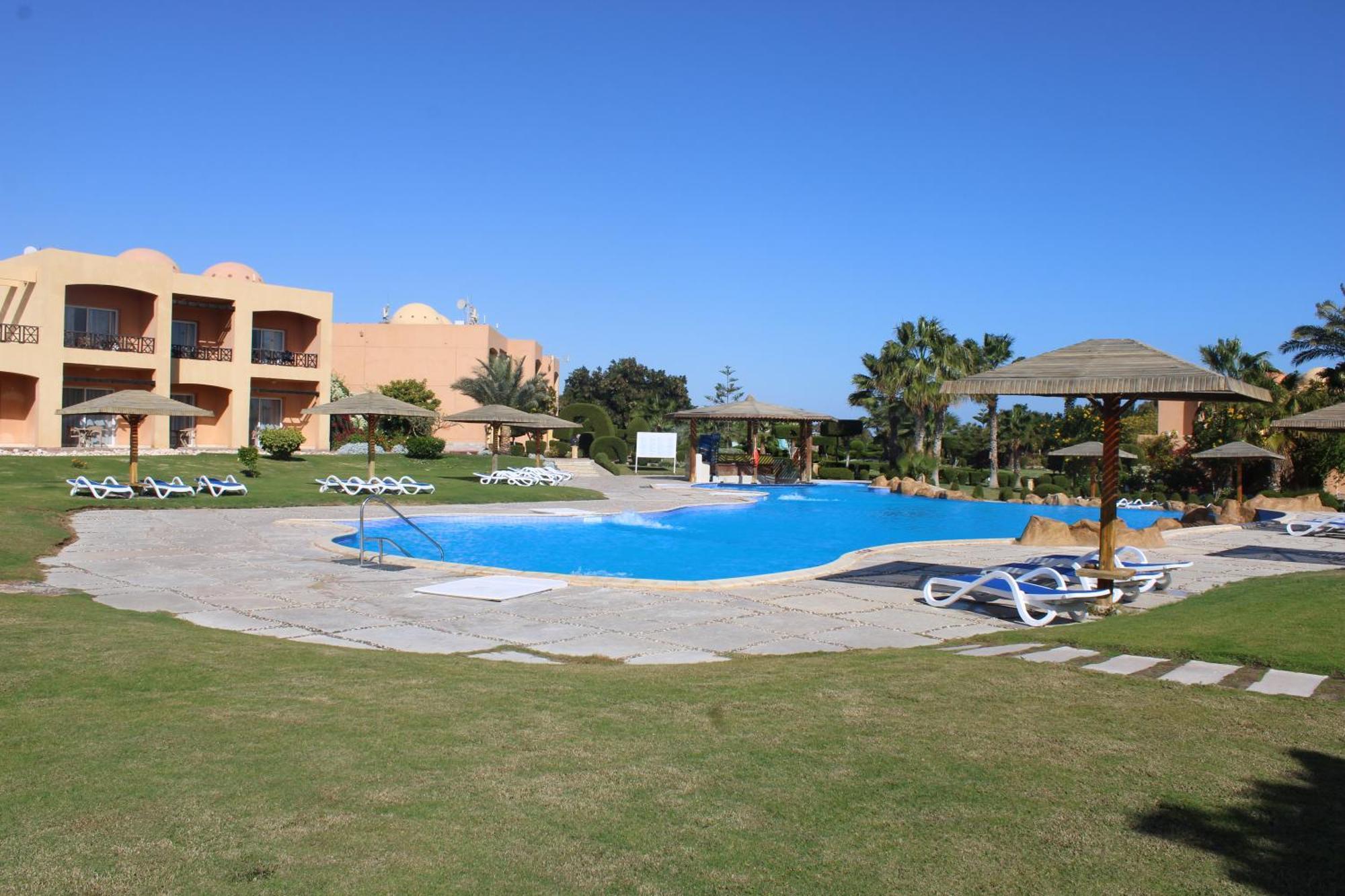 Wadi Lahmy Azur Resort - Soft All-Inclusive Abū Ghuşūn Exterior foto