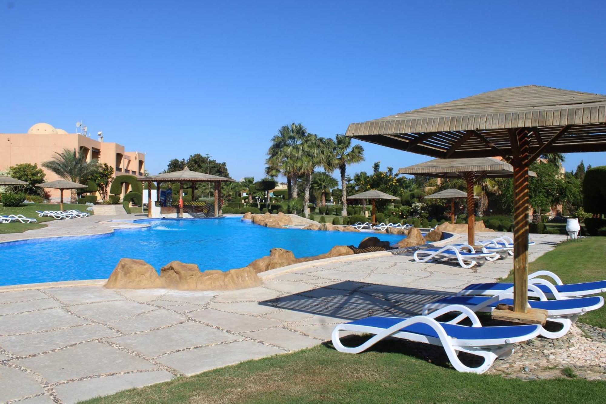 Wadi Lahmy Azur Resort - Soft All-Inclusive Abū Ghuşūn Exterior foto