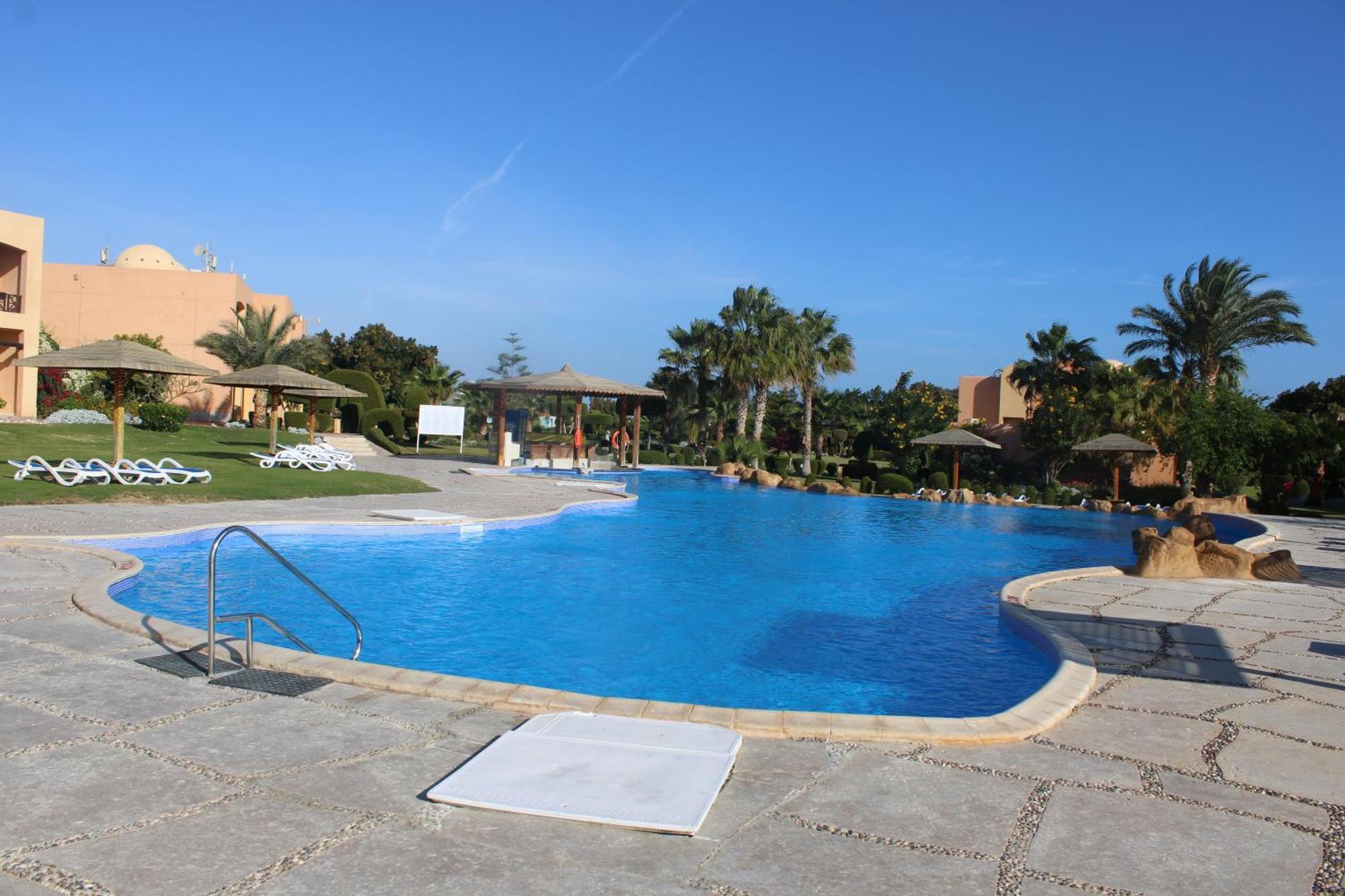 Wadi Lahmy Azur Resort - Soft All-Inclusive Abū Ghuşūn Exterior foto